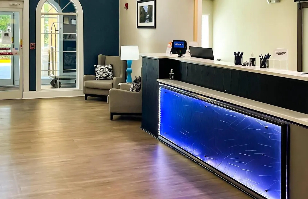 Comfort Suites Salisbury I-85-1