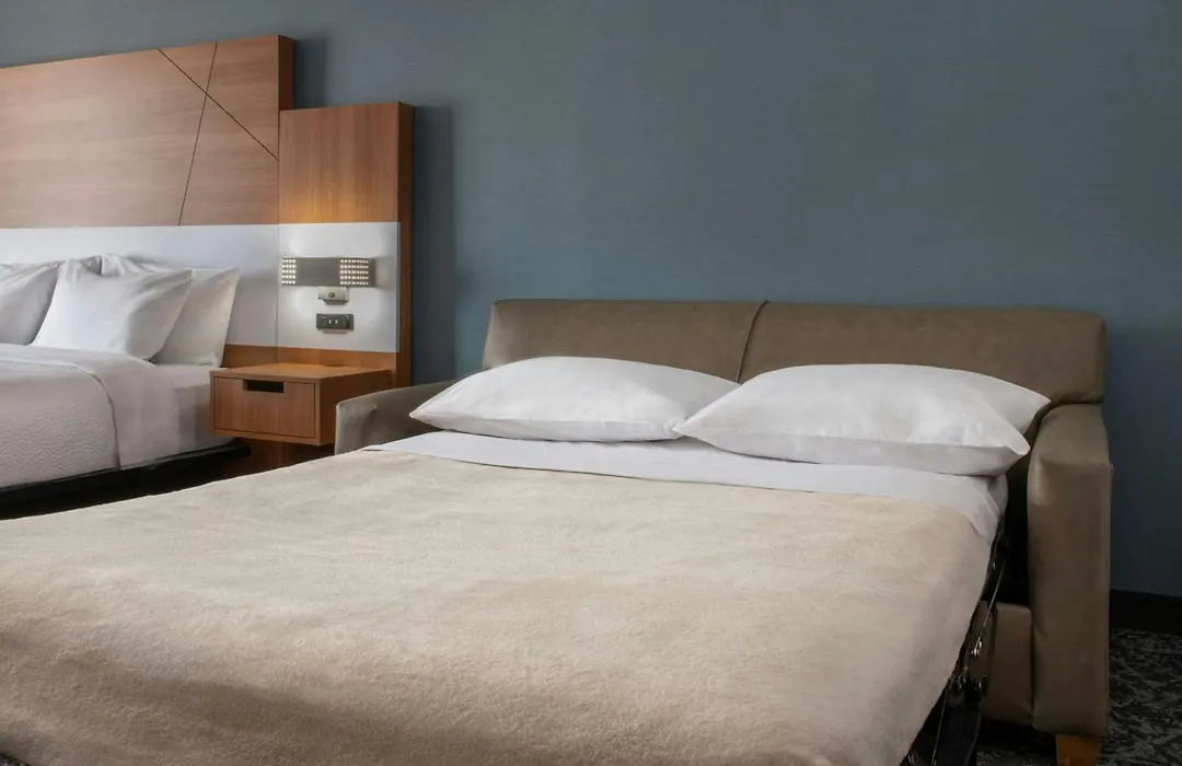 Fairfield Inn & Suites Oakland Hayward-1