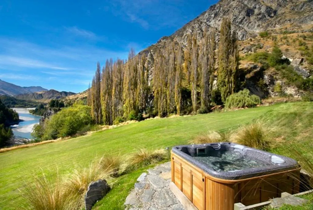 The Canyons B&B-1