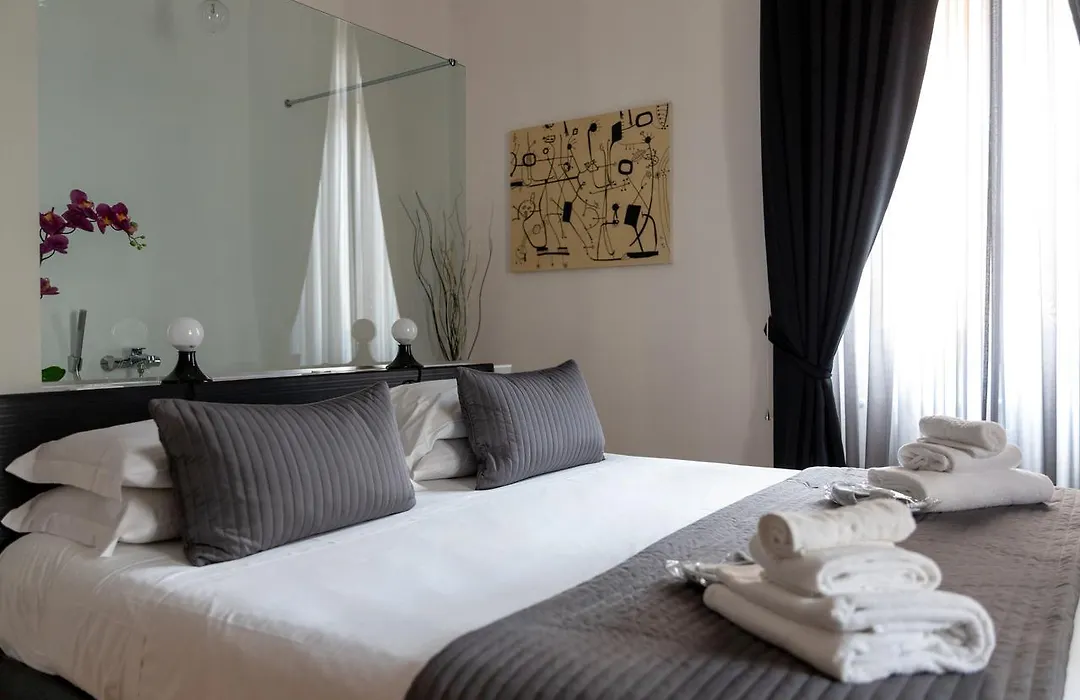 Blue Inn Luxury Suites-1