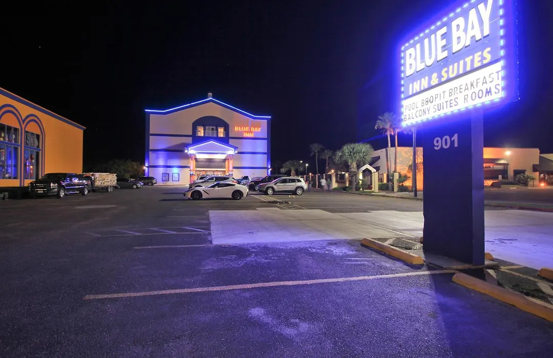 Blue Bay Inn And Suites-1