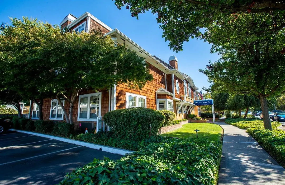 Elm House Inn-1