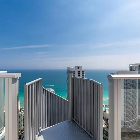 Hyde Beach House Hollywood Private Suites-2
