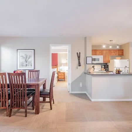Pet Friendly Condo On Whistler Village Stroll-2