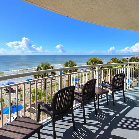Deluxe Ocean Front Two-Bedroom Condo In Sandy Beach Resort-3