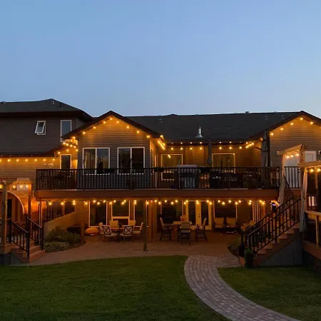 Dragonfly Inn Loft Suite-3