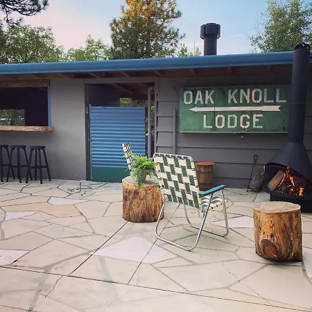 Oak Knoll Lodge-3