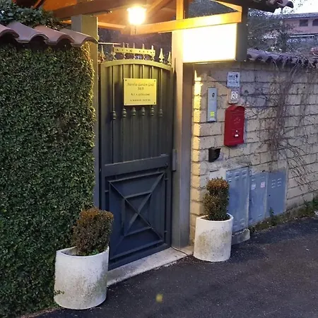 Aurelia Garden Gold B&B-3