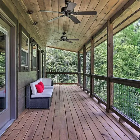 5 Mi To Pigeon Forge: Woodsy Retreat W/ Hot Tub!-3