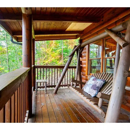 Stairway To Heaven - Hot Tub, Pool, Prime Location-2
