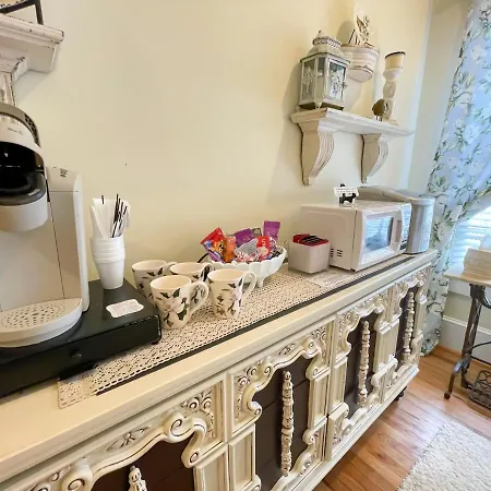 Bama Bed And Breakfast - Magnolia Family Suite-2