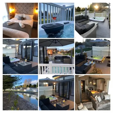 Roseberry Lodge With Hot Tub-2