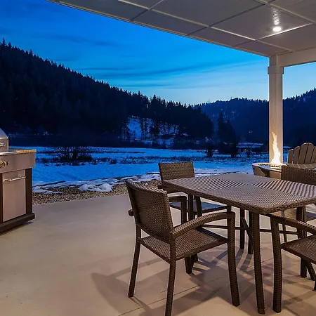 Leavenworth Farmhouse-3