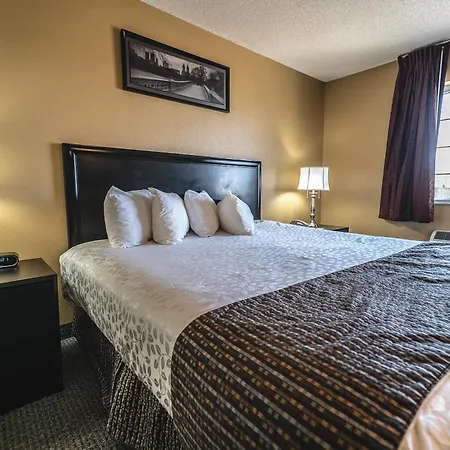 The Stone Castle Hotel & Conference Center-2