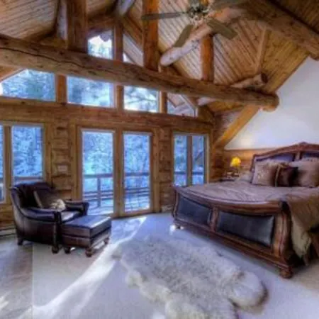 Thunderhead Falls Lodge-2