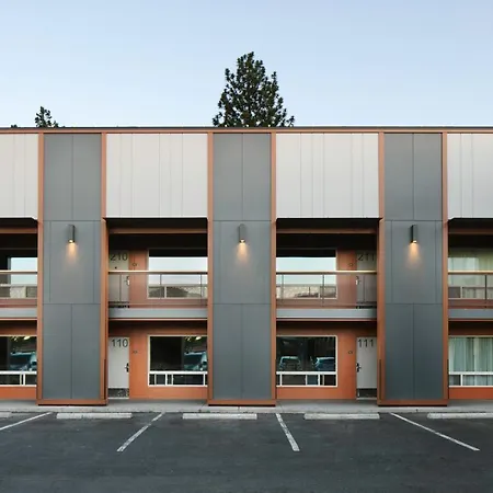 Waypoint Hotel-3