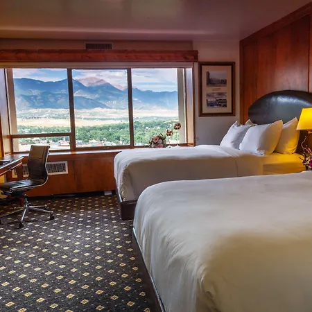The Antlers, A Wyndham Hotel-3