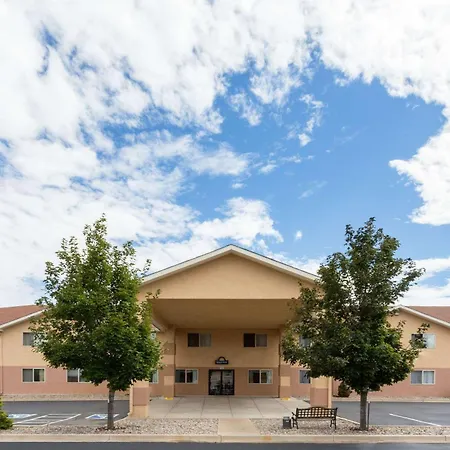 Days Inn By Wyndham Colorado Springs Airport-2