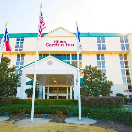 Hilton Garden Inn Dallas/Market Center-2