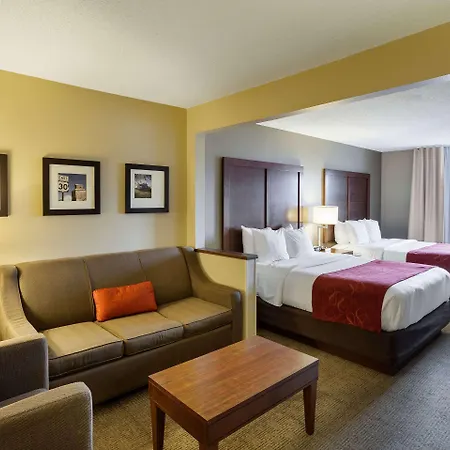 Comfort Suites Lincoln North-2