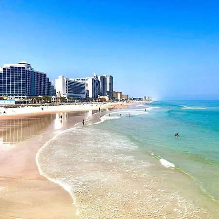 Hilton Daytona Beach Resort (Adults Only)-2