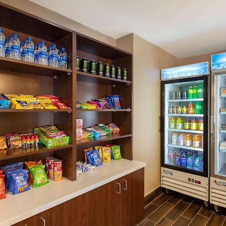 Comfort Inn & Suites Near Ontario Airport-3