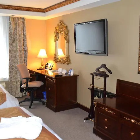 Radisson Hotel Toronto Airport West-3