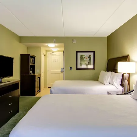 Hilton Garden Inn Woodbridge-3