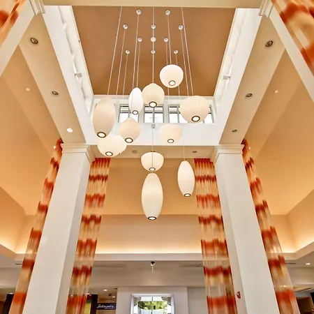 Hilton Garden Inn Woodbridge-2