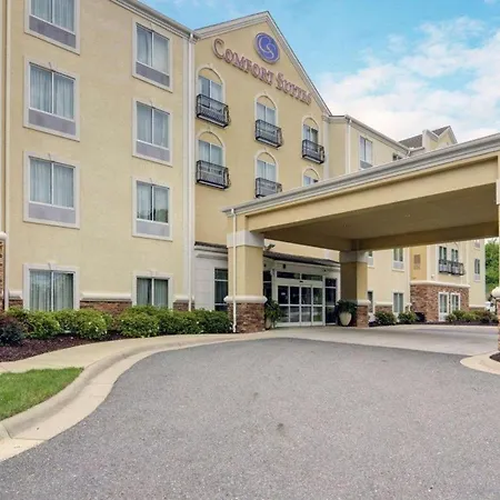 Comfort Suites Near Hot Springs Park-3