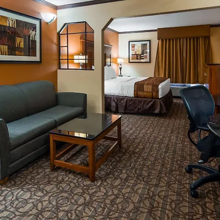 Best Western Plus Midwest Inn & Suites-2