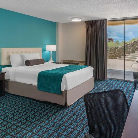 Hotel 505-2