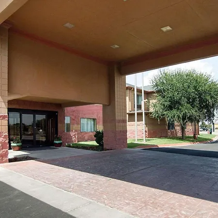 Quality Inn Midland South-2