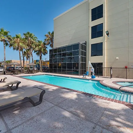 Comfort Suites Beachside-2