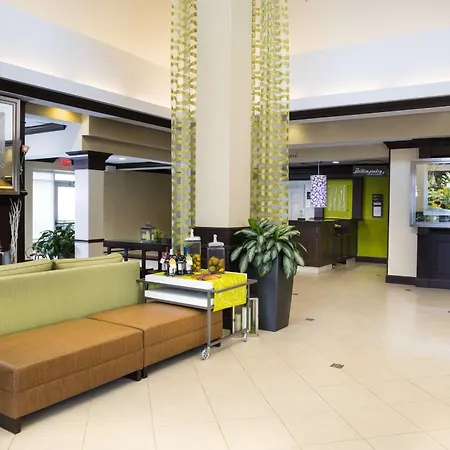 Hilton Garden Inn Hampton Coliseum Central-3