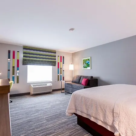 Hampton Inn Bismarck-3
