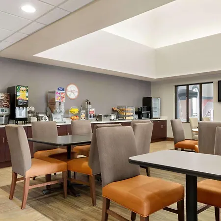 Howard Johnson By Wyndham Billings-2