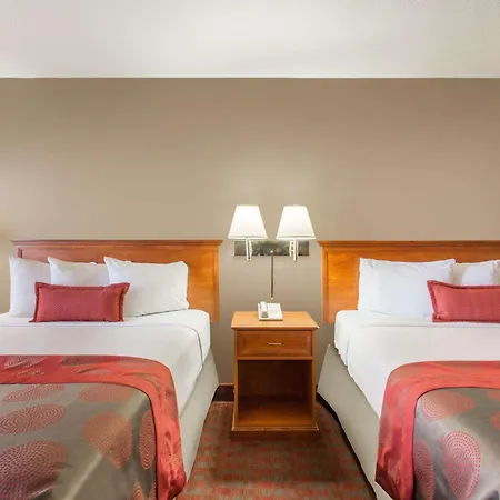 Ramada By Wyndham St George-2