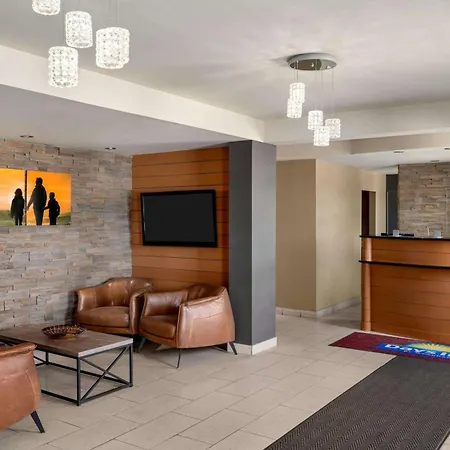 Days Inn By Wyndham Fredericton-3