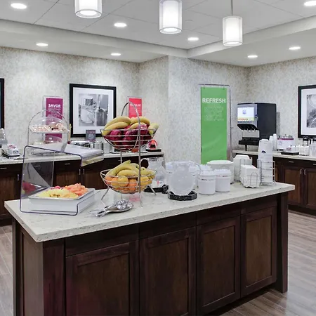 Hampton Inn & Suites Manchester, Vt-3