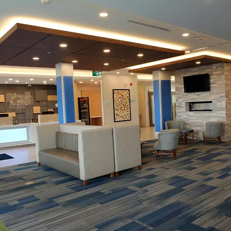 Holiday Inn Express & Suites - Collingwood-3