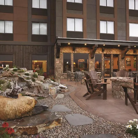 Glacier International Lodge-2