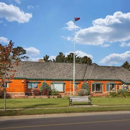 Mackinac Lodge-3