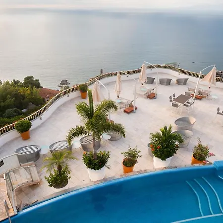 Grand Miramar All Luxury Suites & Residences (Adults Only)-2