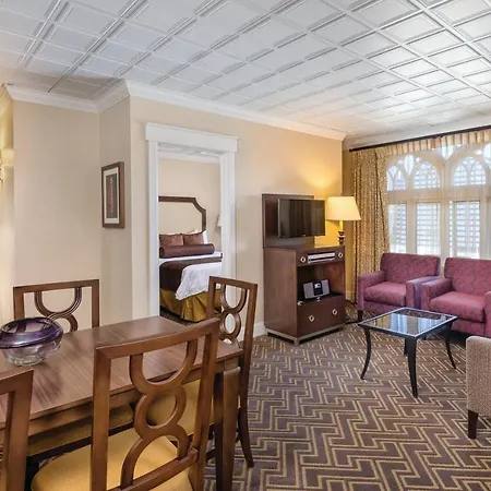 Worldmark Seattle - The Camlin-2