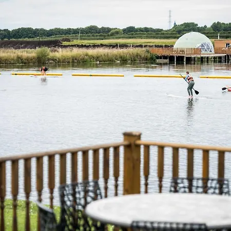 Ream Hills Holiday Park-3
