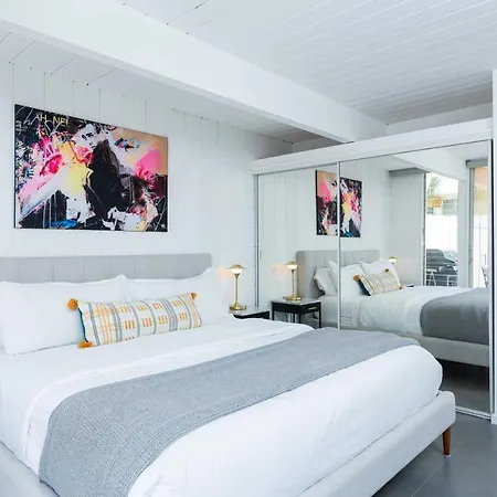 Modern Bungalow In Historic Ocotillo Lodge!-2