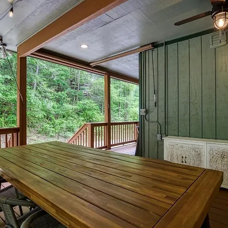 Great Location - Hot Tub - Dog Friendly-3