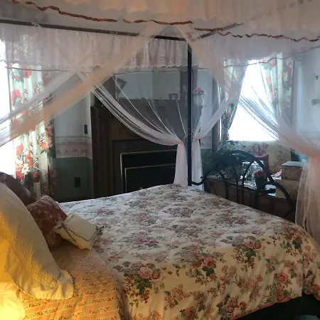 The Pembrooke Inn-3