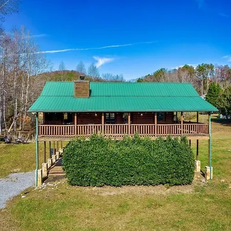 Spectacular Mtns Views With Private Hot Tub With Pool Table And Private Pond-2